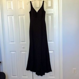 Juno Apparel Gown. Black. Size 5/6